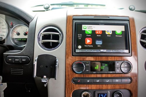 Apple Car Play Android Auto Karşılaştırıldı